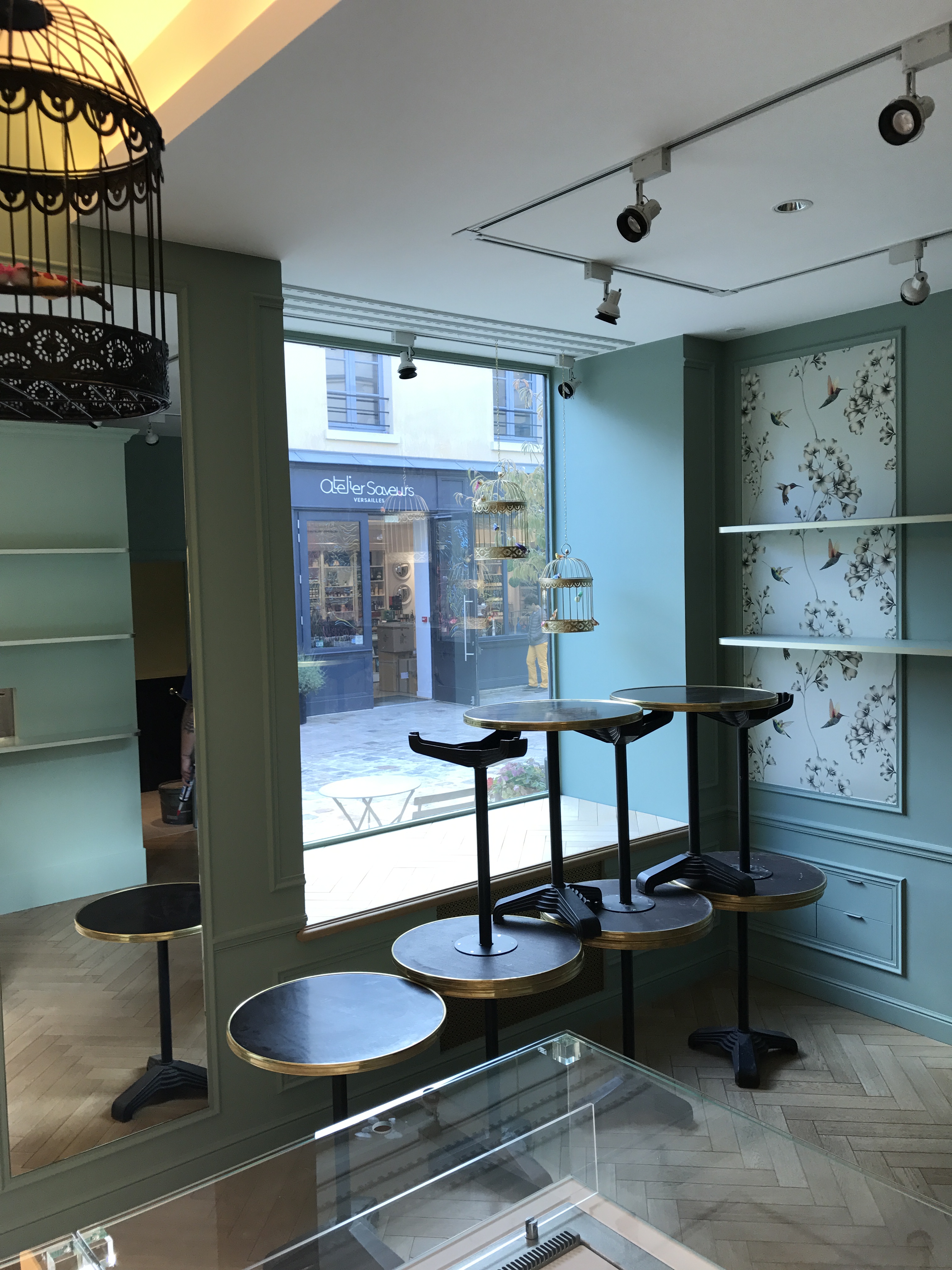 Boutique_lacoursdessanteur_versailles_78