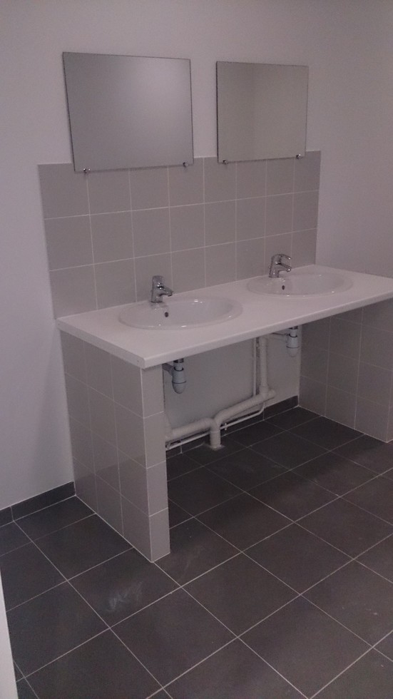 Aménagement d'un local en concession automobile Honda à Beaubourg